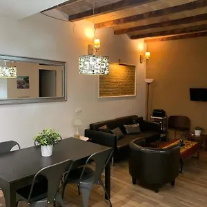 Modern Al Carrer Blai, Poble Sec Barcelona